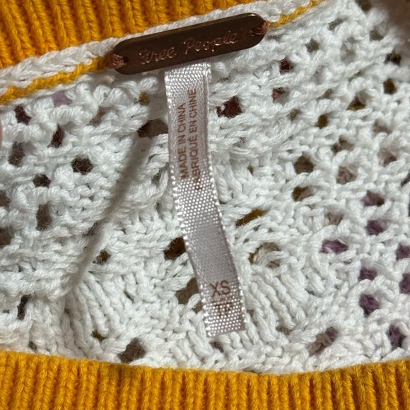 Free People Home Run Sweater XS – White Textured Knit with Mustard Trim - Picture 6 of 8